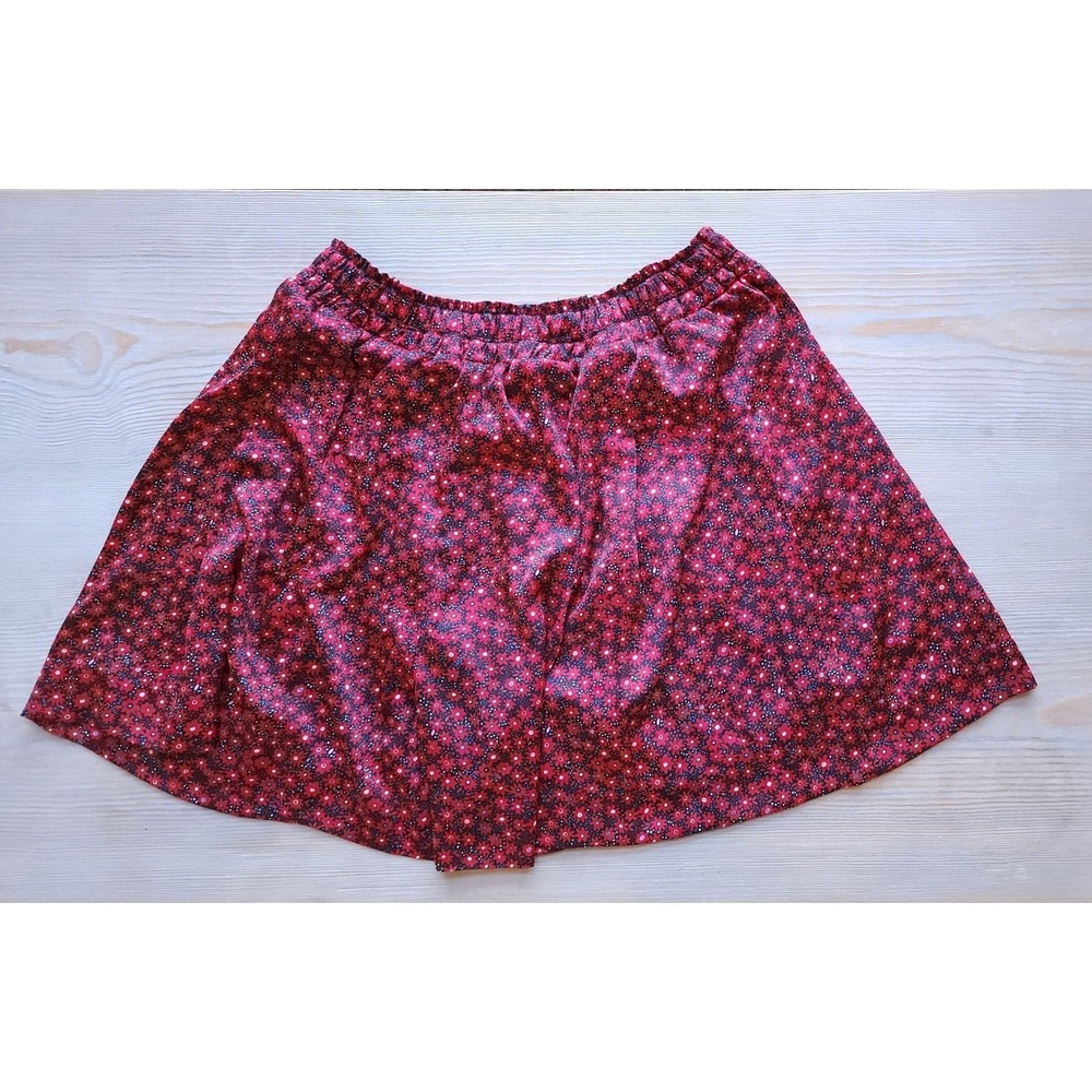 Uniqlo Floral Satin Shorts Womens XL Black Red Beachy Whimsigoth Romantic PullOn